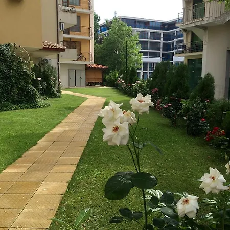 Solar In Diamond Bay Apartment *